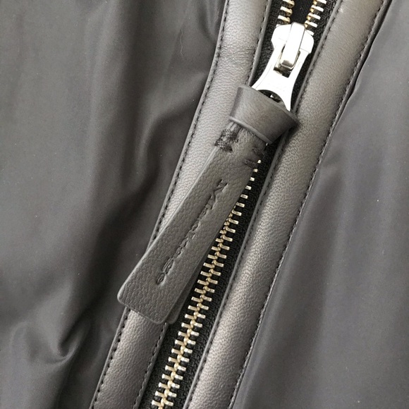 Aritzia x Mackage bomber jacket size xs - Picture 5 of 6